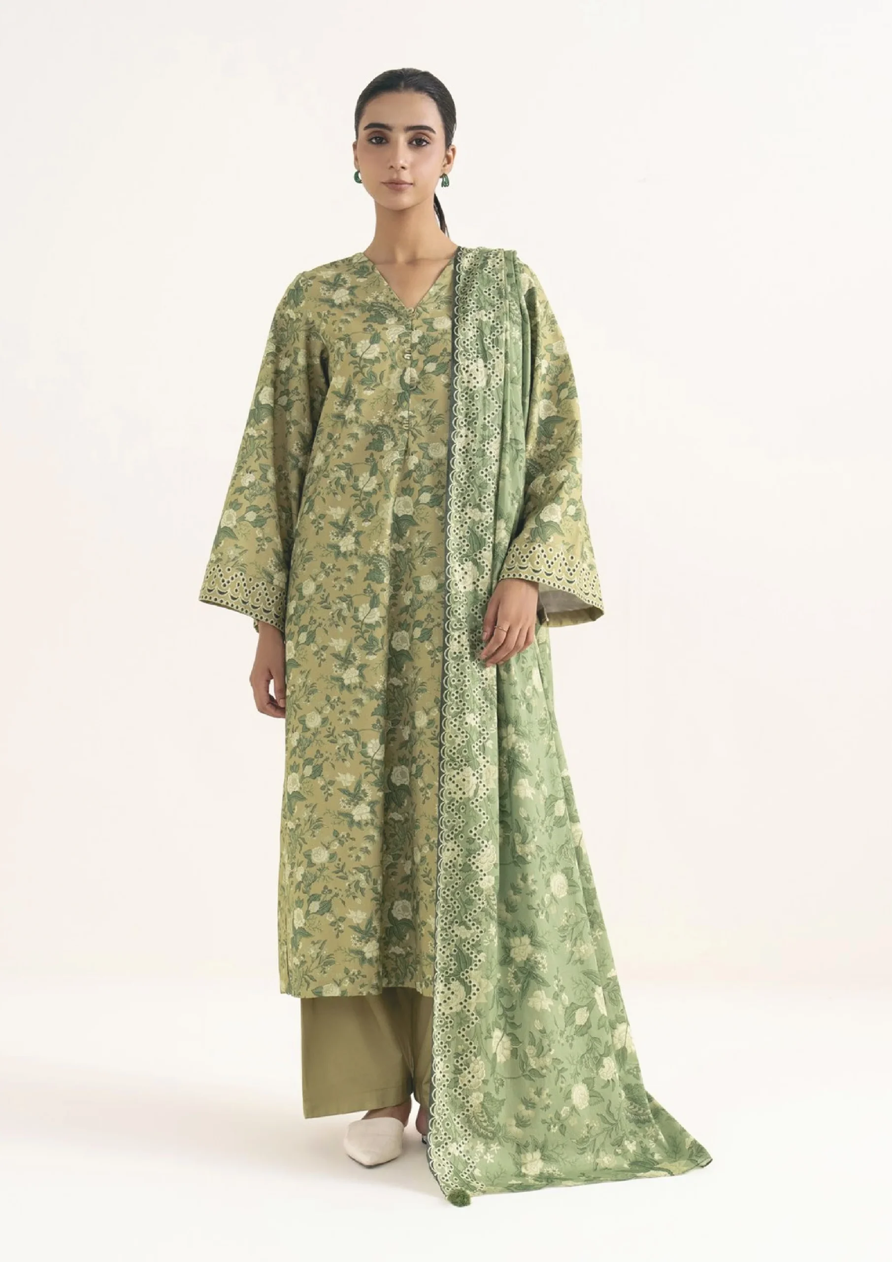 Sapphire Factory Leftover Lawn Digital Print 3 Piece Dress